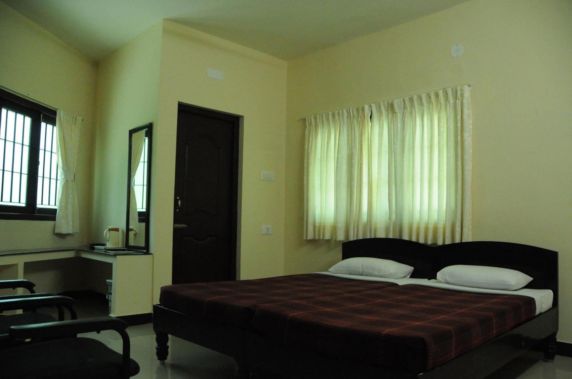 Hotel Kc Yercaud Εξωτερικό φωτογραφία